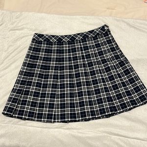 H&M pleated skirt